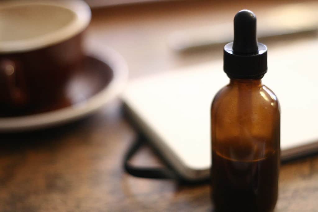How to Make Cannabis Tincture