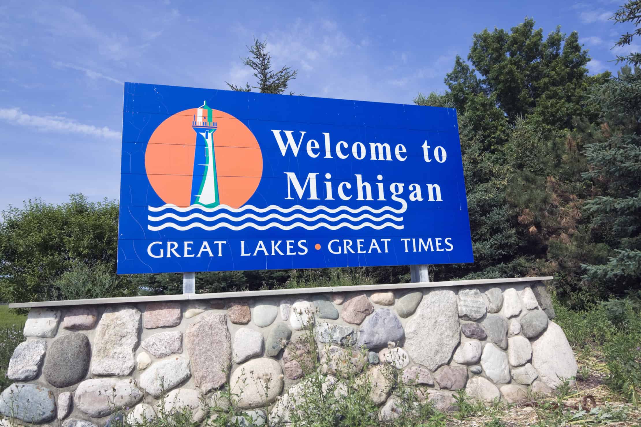 How to Apply for a Medical Cannabis Card in Michigan 1 Welcome to Michigan sign.How to apply for a medical cannabis card in Michigan