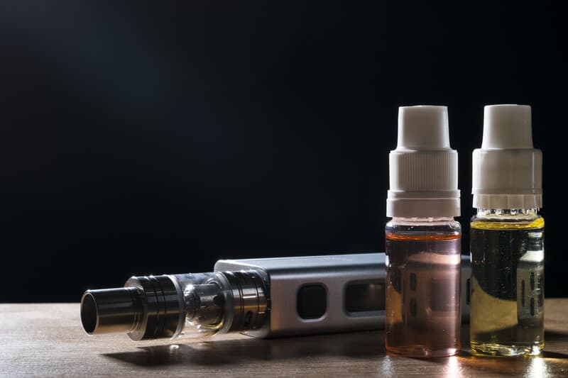 airvape review, vape with oils next to it