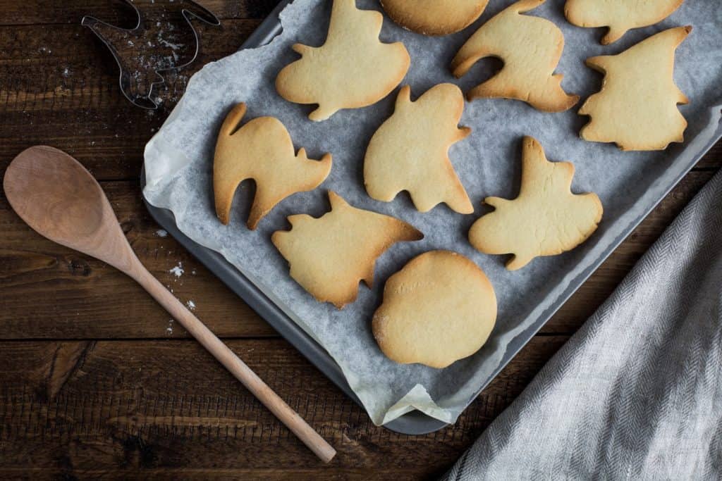 halloween cookies on cookies sheet, cannabis infused halloween recipes